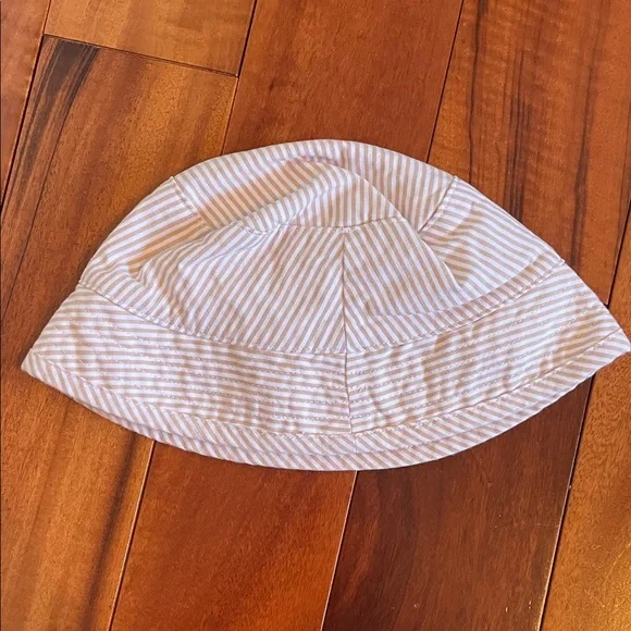 Kids Seersucker Bucket Hat with Palm Embroidery - White/Tan - Picture 3 of 5